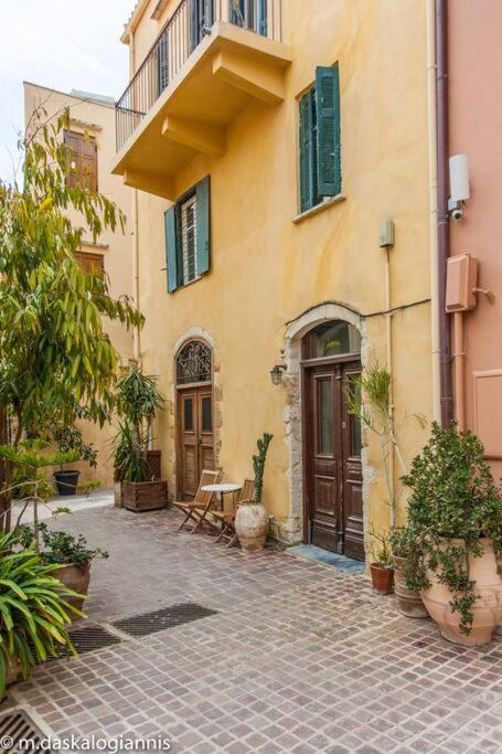 History & Culture In Old Town Chania Chania  Ngoại thất bức ảnh
